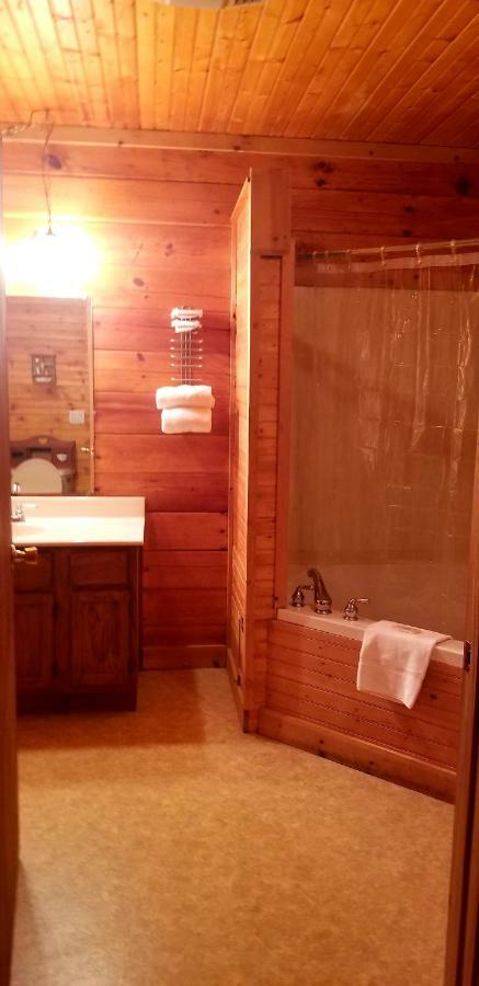 Tanglewood Motel And Log Cabins Maggie Valley Εξωτερικό φωτογραφία